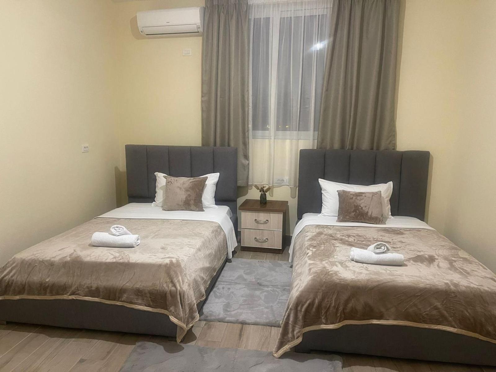 Hotel St.Pauli Shkodër Eksteriør billede