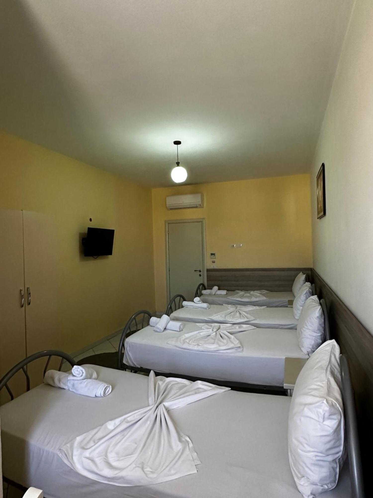 Hotel St.Pauli Shkodër Eksteriør billede