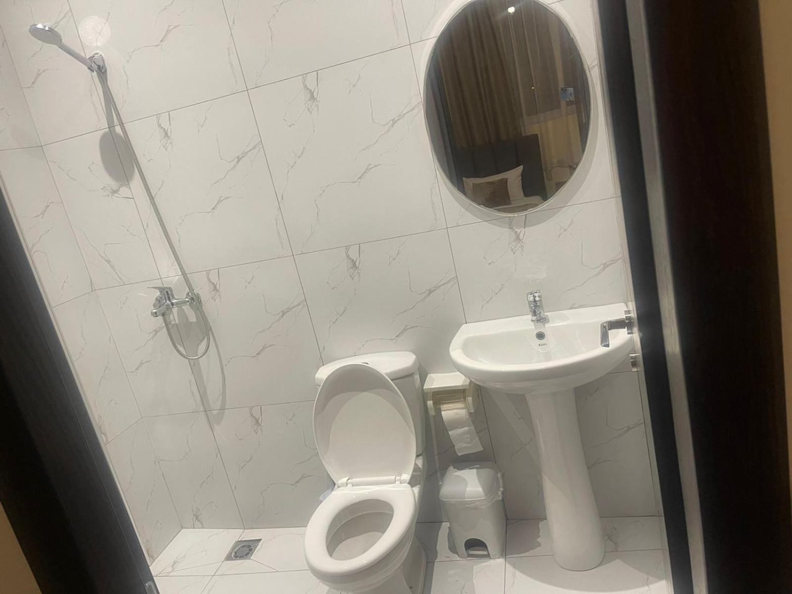 Hotel St.Pauli Shkodër Eksteriør billede